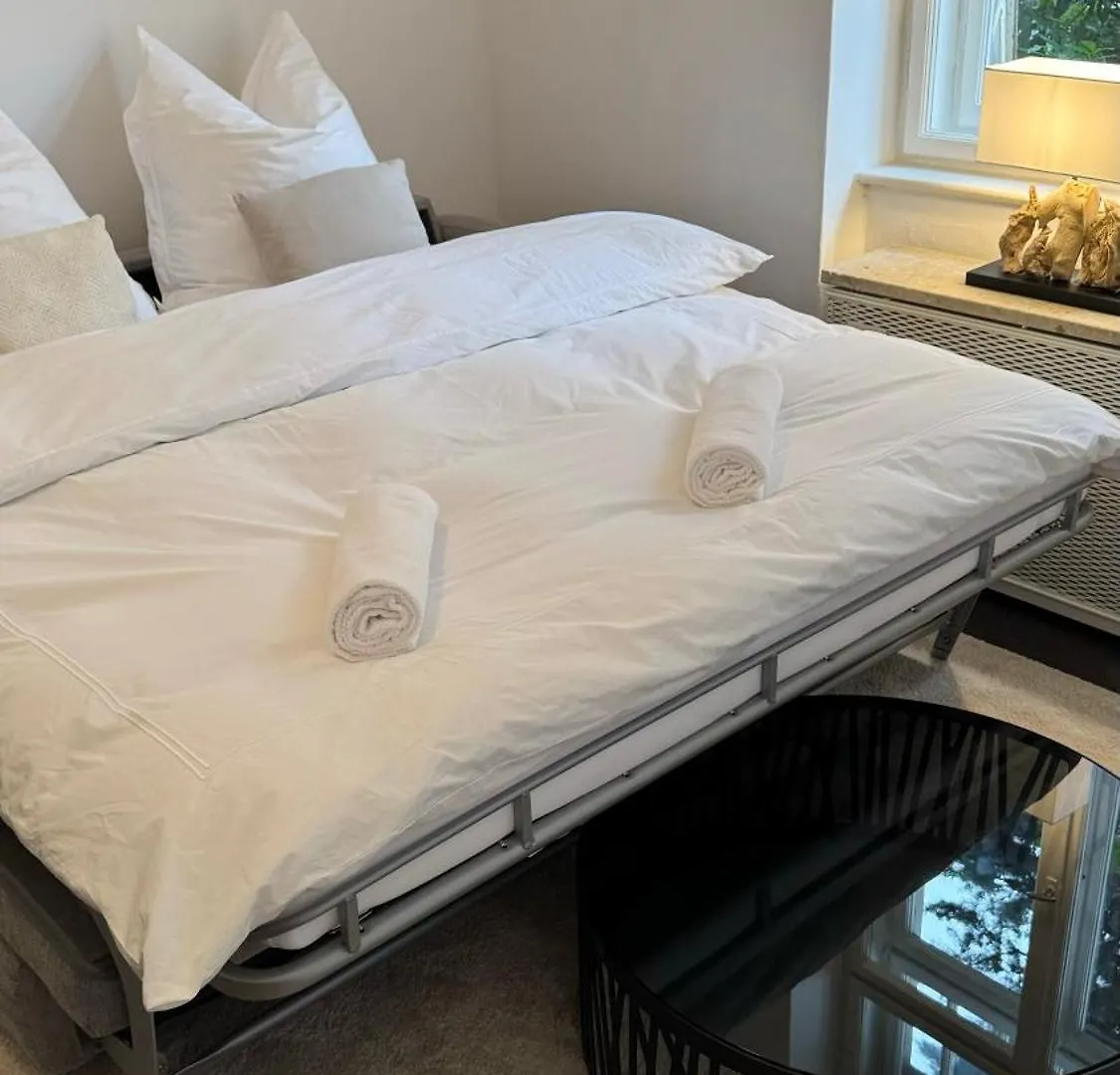 Exklusives Designer-Apartment In Altbogenhausen Hochwertige Ausstattung Fuer Hoechste Ansprueche Mnichov 0*,  Německo
