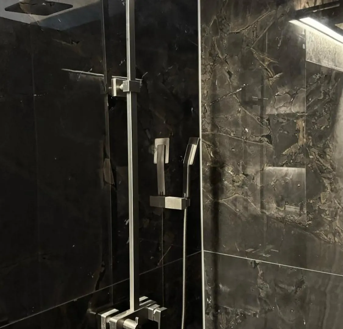 Exklusives Designer-Apartment In Altbogenhausen Hochwertige Ausstattung Fuer Hoechste Ansprueche Munich Germany