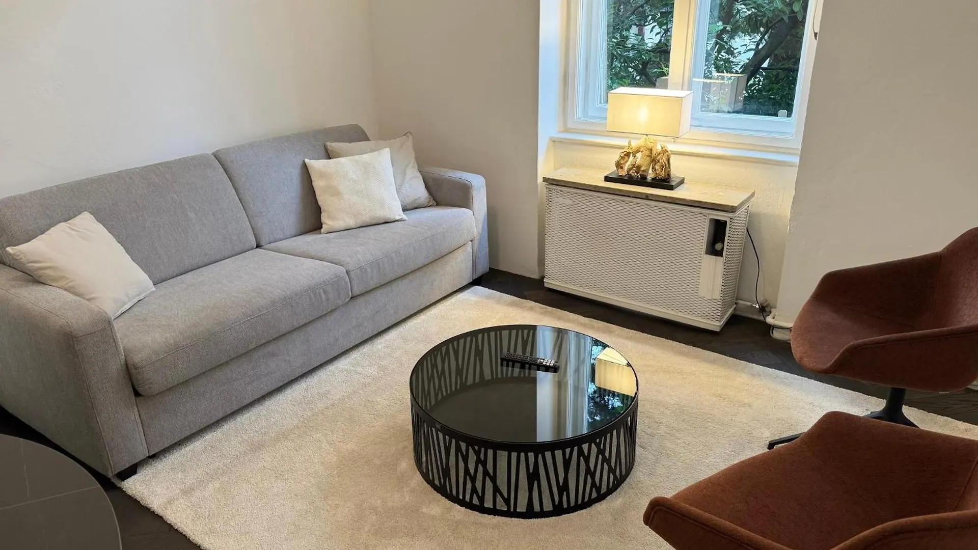 Exklusives Designer-Apartment In Altbogenhausen Hochwertige Ausstattung Fuer Hoechste Ansprueche Munich Germany