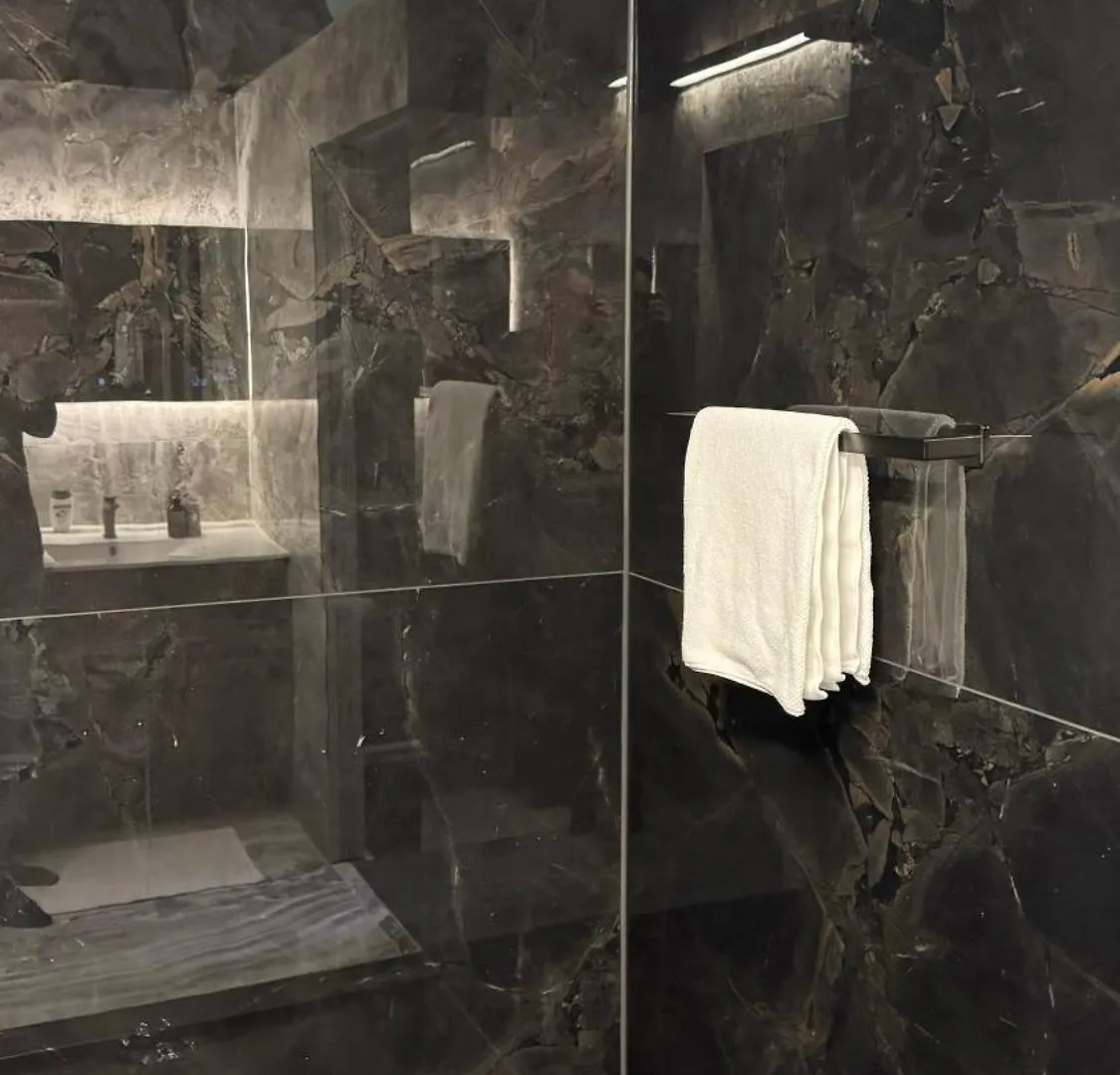 Apartment Exklusives Designer-Apartment In Altbogenhausen Hochwertige Ausstattung Fuer Hoechste Ansprueche Munich Germany