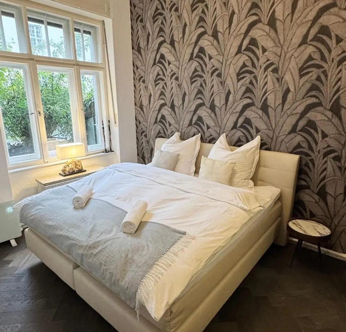 Exklusives Designer-Apartment In Altbogenhausen Hochwertige Ausstattung Fuer Hoechste Ansprueche Munich