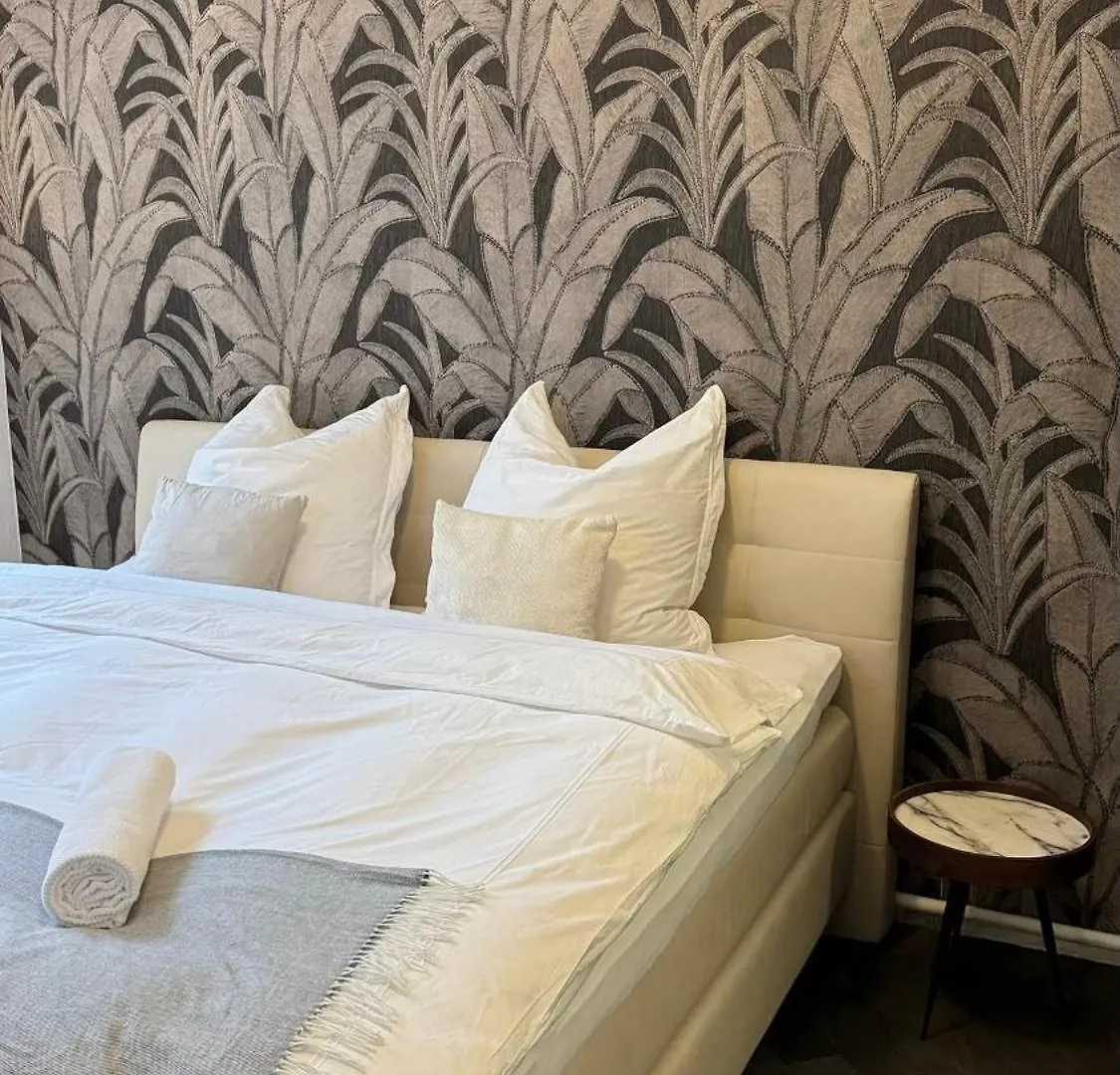 Apartment Exklusives Designer-Apartment In Altbogenhausen Hochwertige Ausstattung Fuer Hoechste Ansprueche Munich